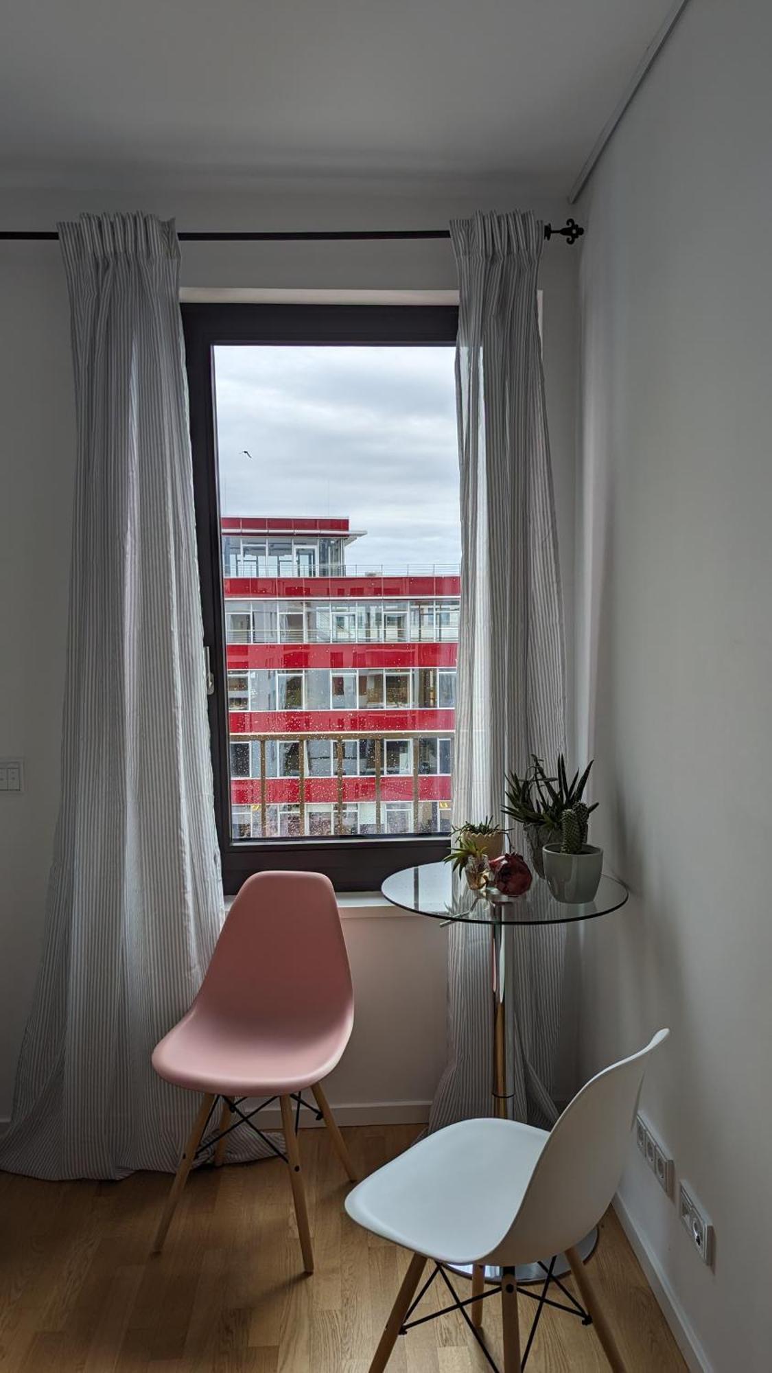 Either Private 2B2B Or Shared 1B1B, Luxury, Bright, Spacious Берлин Стая снимка
